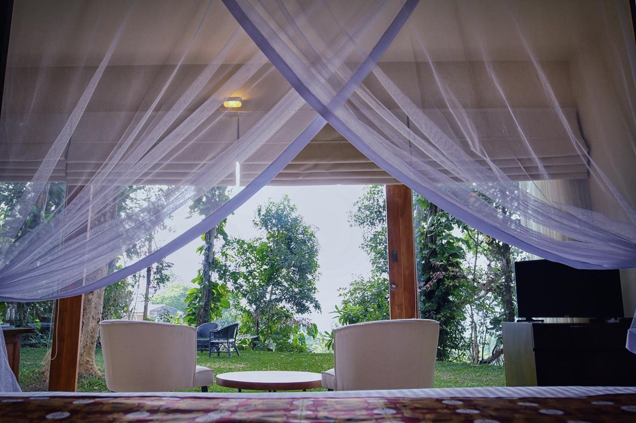 Kings Pavilion Luxury Hotel Kandy Exterior foto