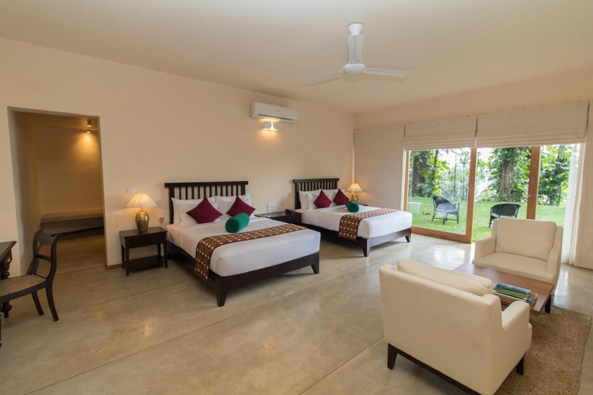 Kings Pavilion Luxury Hotel Kandy Exterior foto